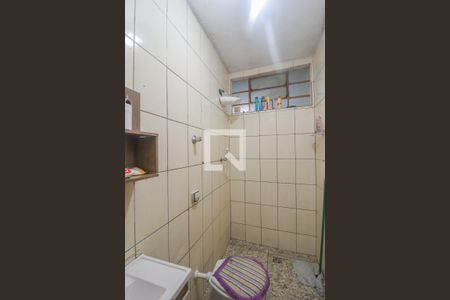 Casa à venda com 100m², 2 quartos e 2 vagas Casa à venda com 100m², 2 quartos e 2 vagasBanheiro