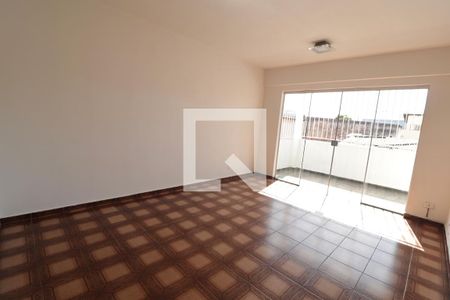 Sala de casa para alugar com 3 quartos, 240m² em Setor Aeroporto, Goiânia