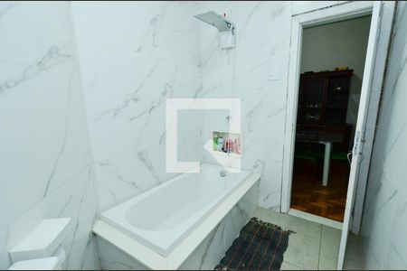 Apartamento à venda com 109m², 3 quartos e sem vaga Apartamento à venda com 109m², 3 quartos e sem vagaBanheiro social