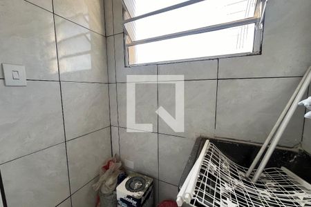 Sala/cozinha de kitnet/studio para alugar com 2 quartos, 55m² em Jardim Quaresmeira, Suzano