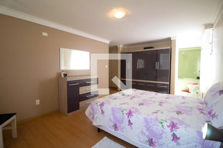 Suíte de apartamento à venda com 4 quartos, 216m² em Pinheiros, São Paulo