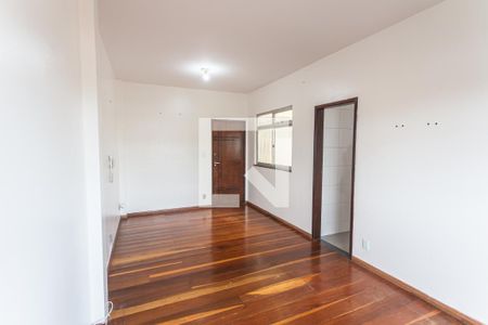 Sala/Quarto  de apartamento para alugar com 1 quarto, 38m² em Santa Tereza , Belo Horizonte
