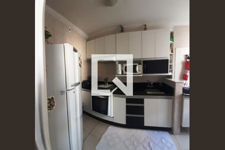 Cozinha de apartamento à venda com 2 quartos, 55m² em Pampulha, Belo Horizonte