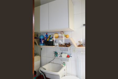 Apartamento à venda com 99m², 2 quartos e 1 vaga Apartamento à venda com 99m², 2 quartos e 1 vagaÁrea de Serviço