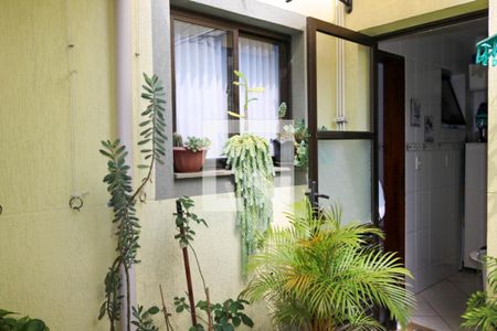 Apartamento à venda com 99m², 2 quartos e 1 vaga Apartamento à venda com 99m², 2 quartos e 1 vagaQuintal