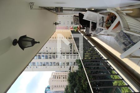 Varanda Sala/Quartos de apartamento à venda com 4 quartos, 168m² em Indianópolis, São Paulo