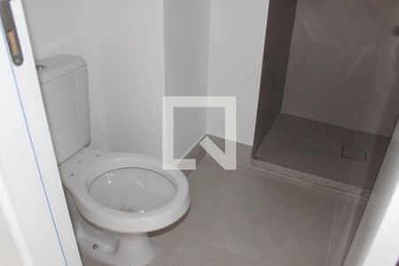 Banheiro de kitnet/studio à venda com 1 quarto, 25m² em Farroupilha, Porto Alegre