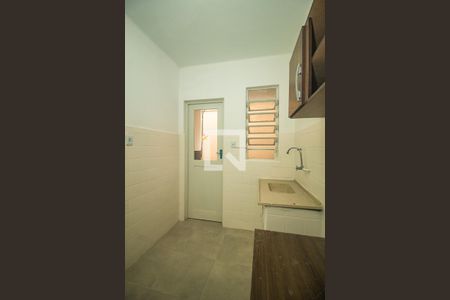 Cozinha de apartamento para alugar com 3 quartos, 75m² em Centro Histórico, Porto Alegre