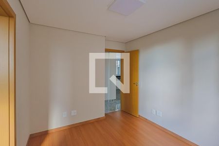 Suíte de apartamento à venda com 2 quartos, 53m² em Santa Efigênia, Belo Horizonte