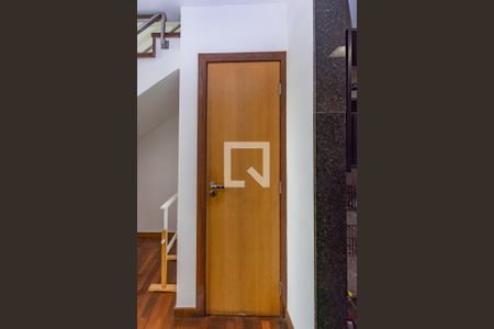 Lavabo de apartamento à venda com 1 quarto, 75m² em Belvedere, Belo Horizonte