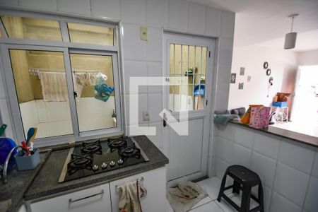 Cozinha de casa de condomínio à venda com 2 quartos, 78m² em Piedade, Rio de Janeiro