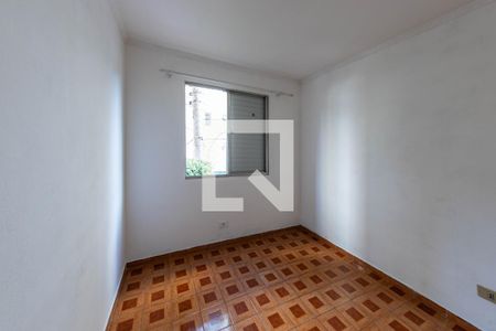 Quarto 2 de apartamento para alugar com 2 quartos, 50m² em Vila Ivone, São Paulo