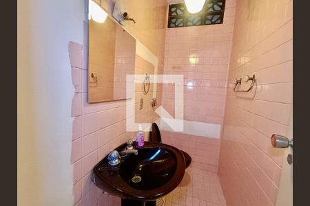 Lavabo  de apartamento à venda com 3 quartos, 118m² em Copacabana, Rio de Janeiro