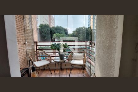 Varanda Sala de apartamento à venda com 2 quartos, 60m² em Parque das Nações, Santo André