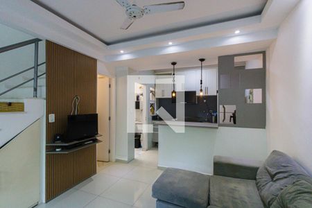 Casa de condomínio para alugar com 81m², 3 quartos e 1 vagaSala