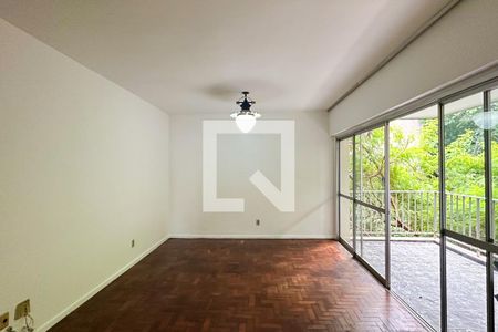 Sala de apartamento à venda com 2 quartos, 90m² em Copacabana, Rio de Janeiro