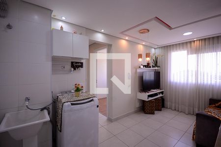 Sala/Cozinha  de apartamento para alugar com 2 quartos, 38m² em Parque Fongaro, São Paulo