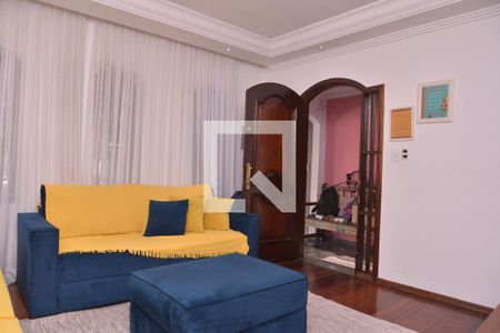 Sala de casa para alugar com 3 quartos, 176m² em Vila Pires, Santo André