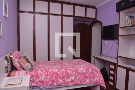 Quarto de casa para alugar com 3 quartos, 176m² em Vila Pires, Santo André