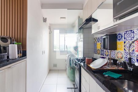 Cozinha de apartamento à venda com 2 quartos, 49m² em Santa Maria, Osasco