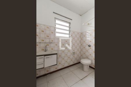 Banheiro de casa para alugar com 1 quarto, 50m² em Vila Regente Feijó, São Paulo