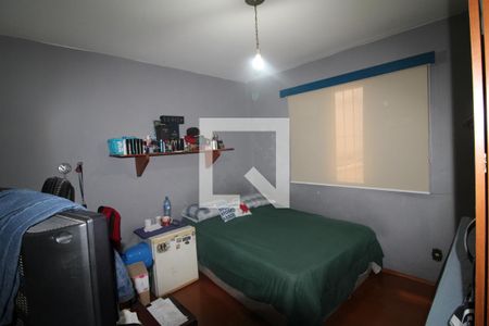 Quarto 2 de casa à venda com 3 quartos, 198m² em Chora Menino, São Paulo