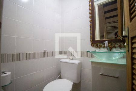 Lavabo de casa de condomínio para alugar com 2 quartos, 61m² em Vargem Pequena, Rio de Janeiro
