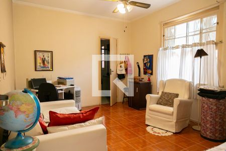 Quarto 1 de casa à venda com 2 quartos, 100m² em Medianeira, Porto Alegre