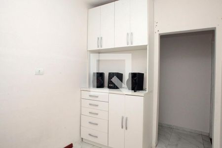 Quarto 2 de apartamento para alugar com 2 quartos, 50m² em São João, Porto Alegre