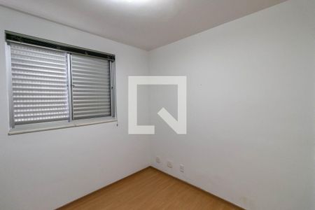 Quarto 2 de apartamento para alugar com 3 quartos, 259m² em Buritis, Belo Horizonte