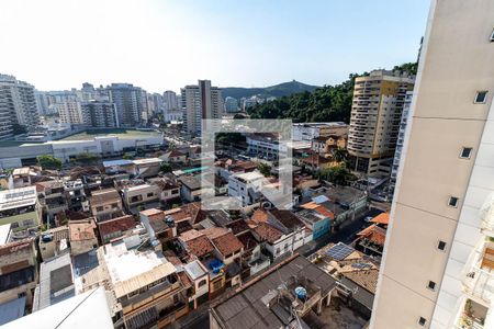 Vista Sala de apartamento à venda com 2 quartos, 80m² em Icaraí, Niterói