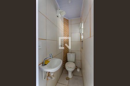 Banheiro de casa para alugar com 1 quarto, 22m² em Vila Siqueira (zona Norte), São Paulo