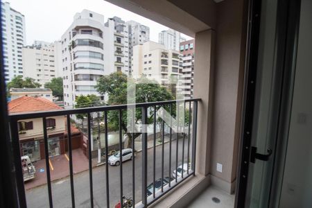 Varanda de kitnet/studio para alugar com 1 quarto, 25m² em Campo Belo, São Paulo