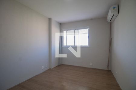 quarto 1 de apartamento para alugar com 3 quartos, 96m² em  Recreio dos Bandeirantes, Rio de Janeiro