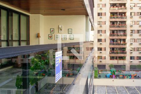 Plaquinha de apartamento à venda com 4 quartos, 200m² em Barra da Tijuca, Rio de Janeiro