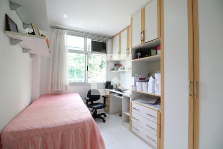 Quarto 1 de apartamento para alugar com 3 quartos, 80m² em Freguesia (jacarepaguá), Rio de Janeiro