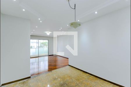 Apartamento para alugar com 156m², 3 quartos e 3 vagasSala