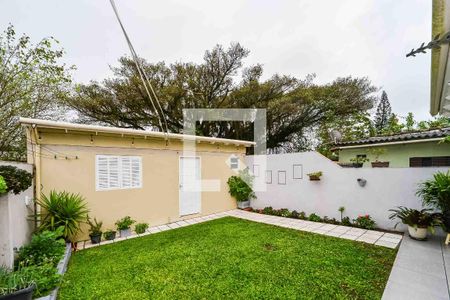 Casa à venda com 280m², 2 quartos e 2 vagas Casa à venda com 280m², 2 quartos e 2 vagasJardim/Lavanderia