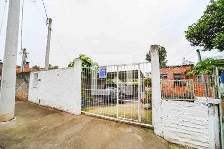 Casa à venda com 280m², 2 quartos e 2 vagas Casa à venda com 280m², 2 quartos e 2 vagasFachada