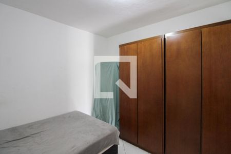 Quarto 1 - Casa 1 de casa à venda com 5 quartos, 180m² em Santa Monica, Belo Horizonte