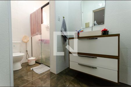 Banheiro da Suíte de casa à venda com 2 quartos, 65m² em Vila Palmeiras, São Paulo