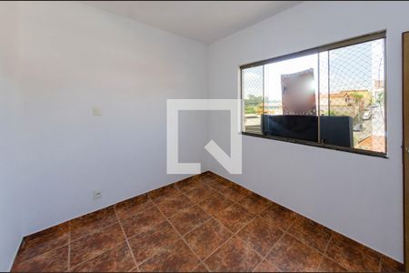 Quarto 1 de casa para alugar com 3 quartos, 90m² em Caiçaras, Belo Horizonte