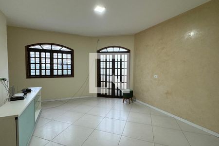 Sala de casa para alugar com 2 quartos, 180m² em Vila Nova, Barueri