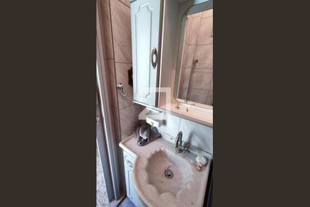 Casa à venda com 259m², 3 quartos e 2 vagas Casa à venda com 259m², 3 quartos e 2 vagasBanheiro - Edícula