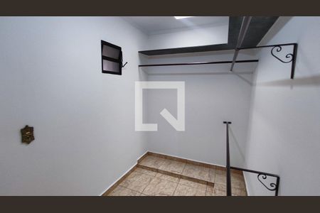 Casa à venda com 259m², 3 quartos e 2 vagas Casa à venda com 259m², 3 quartos e 2 vagasCloset do Quarto 1