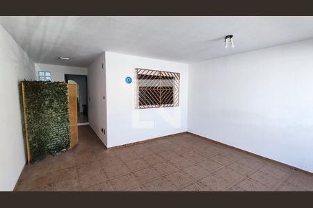 Casa à venda com 259m², 3 quartos e 2 vagas Casa à venda com 259m², 3 quartos e 2 vagasGaragem