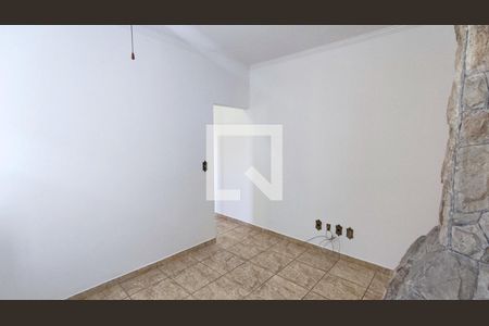 Casa à venda com 259m², 3 quartos e 2 vagas Casa à venda com 259m², 3 quartos e 2 vagasHall