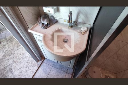 Casa à venda com 259m², 3 quartos e 2 vagas Casa à venda com 259m², 3 quartos e 2 vagasBanheiro - Edícula