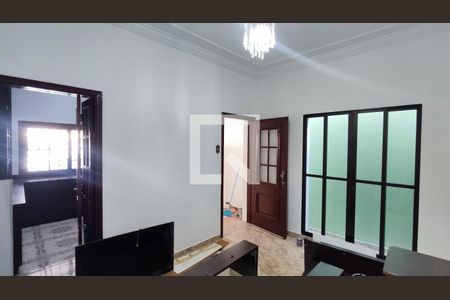 Sala de casa para alugar com 3 quartos, 259m² em Vila Rio Branco, Jundiaí