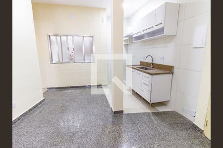 Sala/Cozinha de apartamento para alugar com 2 quartos, 49m² em Bom Retiro, São Paulo